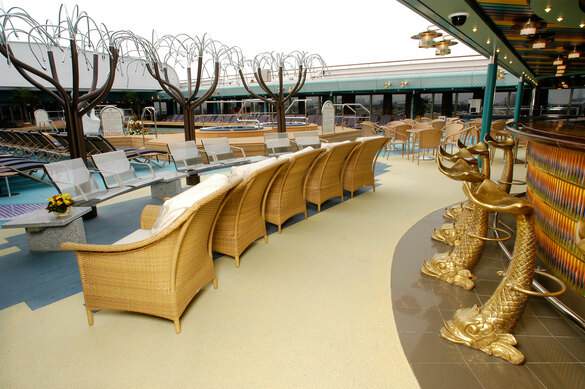 Holland America Line S cLASS lido bar .jpg